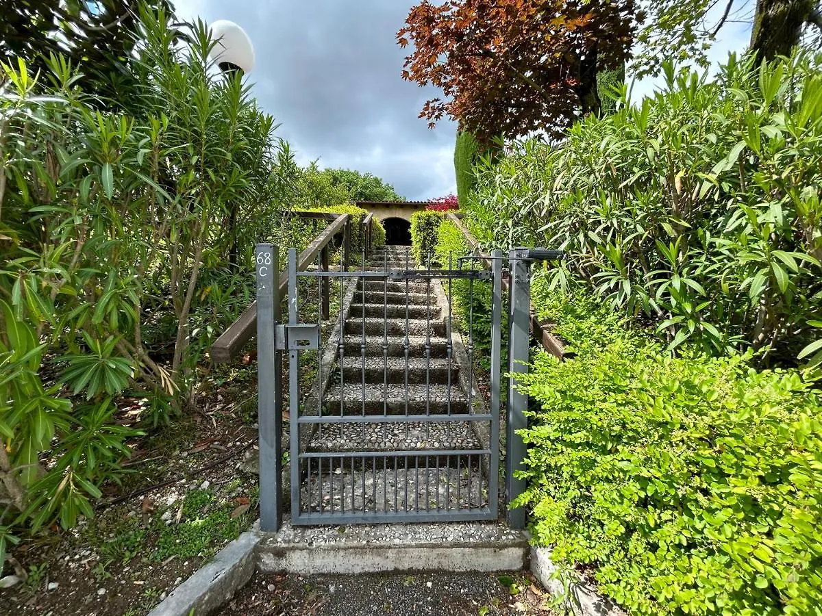 Appartement Chalet Garda Peschiera del Garda Italië